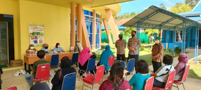 Kapolres Bintan Kunjungi Vaksinasi Kapolres Bintan Kunjungi Vaksinasi