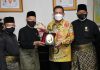 Gubernur Dukung LAM Kepri Menyusun dan Terbitkan Buku Sejarah Melayu di Kepri Gubernur Dukung LAM Kepri Menyusun dan Terbitkan Buku Sejarah Melayu di Kepri