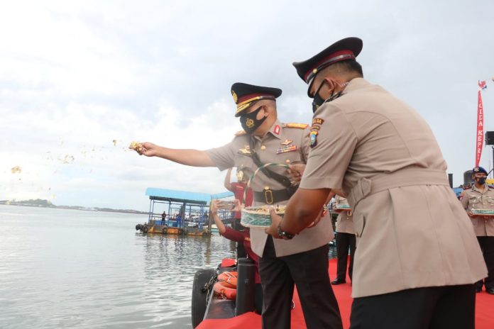 Hari Bhayangkara Polda Kepri Tabur Bunga Hari Bhayangkara Polda Kepri Tabur Bunga
