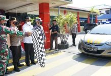 Dampak PPKM Level 4, Pemkab Karimun Beserta Forkopimda Salurkan Ratusan Paket Sembako