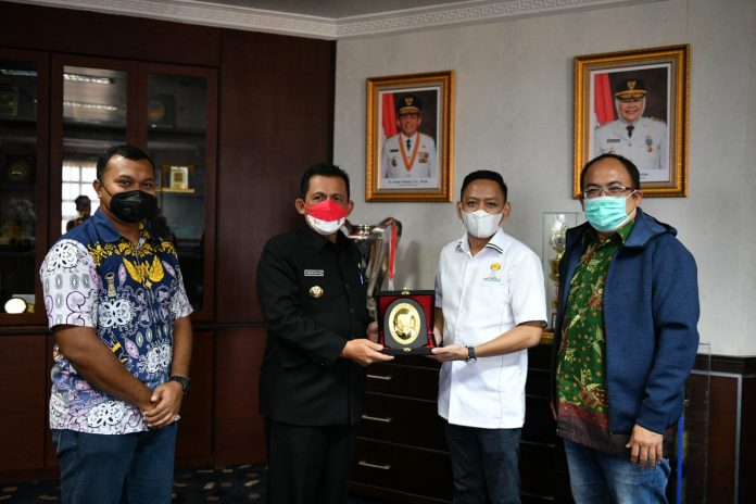 HIPMI Berkunjung ke Gubenur Ansar