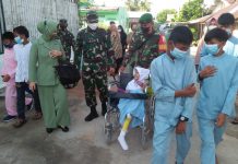 Peduli Terhadap Pelajar Berkebutuhan Khusus, Dandim Menyantuni YPBBK Edukasi Kemerdekaan Dimasa Pandemi