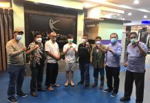 KONI Kepri Lepas Atlet Berprestasinya ke Billiar Open Tingkat Nasional di Bali