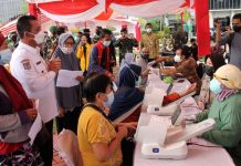 Gubernur Ansar Apresiasi Pekan Vaksinasi Kejati Kepri untuk Lansia dan Pra Lansia Pekan Vaksinasi di Kejati Kepri