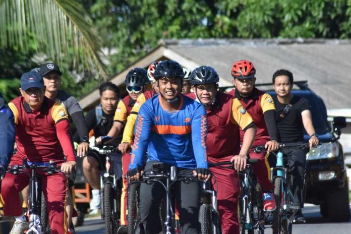 Kapolres Bintan Gowes dengan Anggota Kapolres Bintan AKBP Tidar Gowes dengan Anggota