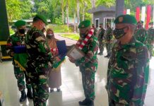 Dandim 0315 Bintan Kolonel IGK Artasuyasa Berterima Kasih Dedikasi ke 4 Prajurit Purna Tugas Purna Tugas Anggota Kodim Bintan