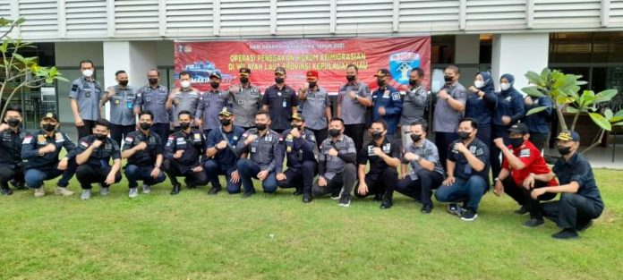 Apel Operasi Gabungan Imigrasi Kepri