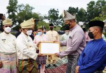 Sukses Canangkan Gerai Vaksinasi Presisi, Polres Karimun Raih Penghargaan di HUT Kabupaten Karimun