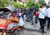 Program 1 Juta PKL, Presiden Jokowi Jalan Kaki Sapa Warga Sepanjang Jalan Malioboro Presiden Joko Widodo di Malioboro Yogyakarta