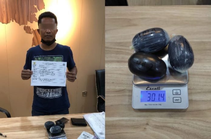 Simpan 301,4 Gram Sabu ke Dubur Pemuda Tujuan Lombok Simpan 301,4 Gram Sabu ke Dubur Pemuda Tujuan Lombok