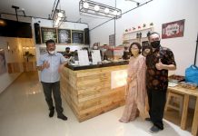 Terlah Dibuka d’pollux cafe di Meisterstadt Pollux Batam Center