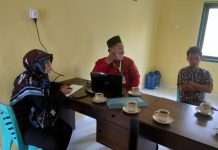 Disnakertrans dan Kades Linau akan Data Lahan Warga untuk Urus Sertifikat ke BPN Disnakertrans dan Kades Linau akan Data Lahan Warga untuk Urus Sertifikat ke BPN