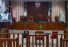 Hakim Jatuhi Hukuman 2 Tahun Denda 50 Juta Subsider 3 bulan oleh PN Tipikor TPI Hakim Jatuhi Hukuman 2 Tahun Denda 50 Juta Subsider 3 bulan oleh PN Tipikor TPI