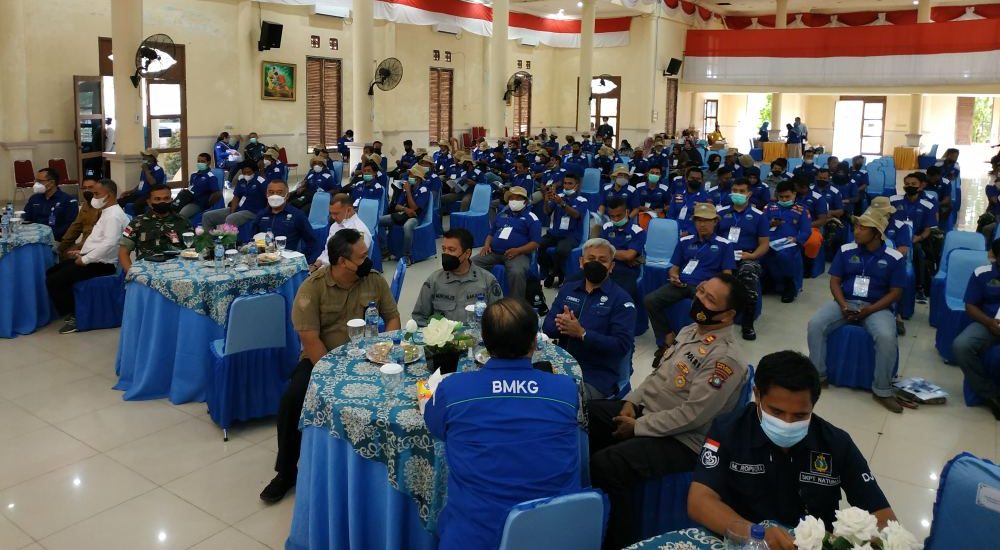 Sekolah Lapangan Cuaca Nelayan (SLCN)