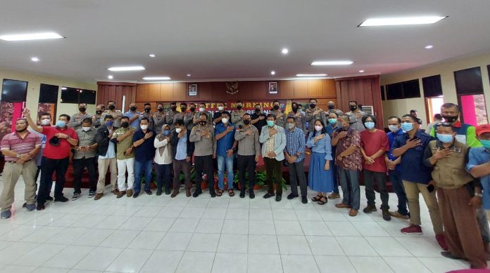 Kapolresta Barelang dan Wartawan Media Batam
