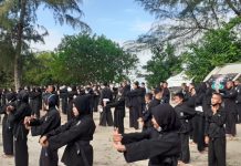 Kenaikan Jambon Perguruan Silat PSHT Madiun Zona 8 Penjuru di Pantai Sakera Bintan