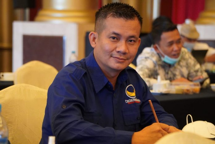 Ketua DPRD Lingga Terima SK PAW Simarito Gantikan Alm Jimmy AT