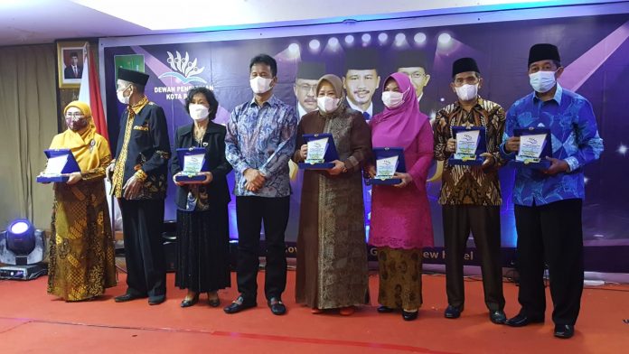 Dewan Pendidikan Batam Award 2021,