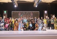 Dukung Karya Anak Asli Batam, Rudi Apresiasi Expo Batam Fashion Week 2021