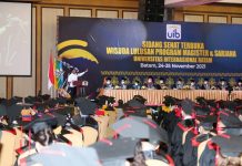 Hadiri Wisuda UIB, Rudi Paparkan Rencana Kampus Kesehatan Internasional di Sekupang Hadiri Wisuda UIB, Rudi Paparkan Rencana Kampus Kesehatan Internasional di Sekupang