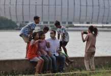 Indeks Kebahagiaan Warga DKI Anjlok, Penggiat Medsos: Bahagia Gubernurnya, Sengsara Warganya