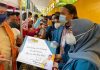 Dialog dengan Ibu-Ibu Pelaku UMKM di Semarang, Menko Airlangga: Pemerintah Sediakan KUR Rp373,17 Triliun kegiatan UMKM di Desa Mangkang Kulon