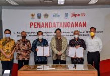 Cadangan Bijih Tembaga Indonesia Capai 3,1 Miliar Ton dan Tingkat produksi 100 Juta Ton per Tahun Groundbreaking Perluasan Pabrik Refinery Mineral Pertama di Indonesia, Menko Airlangga Sebut Bupati Gresik juga Menjadi Bupati Tembaga