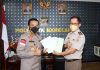 BPN Batam Serahkan 6 Sertifikat Asli Hak Pakai Aset Polresta Barelang