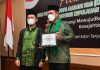 Gubernur Ansar Dikukuhkan sebagai Anggota Kehormatan MW KAHMI Kepri KAHMI Kepri dan Gubernur Ansar