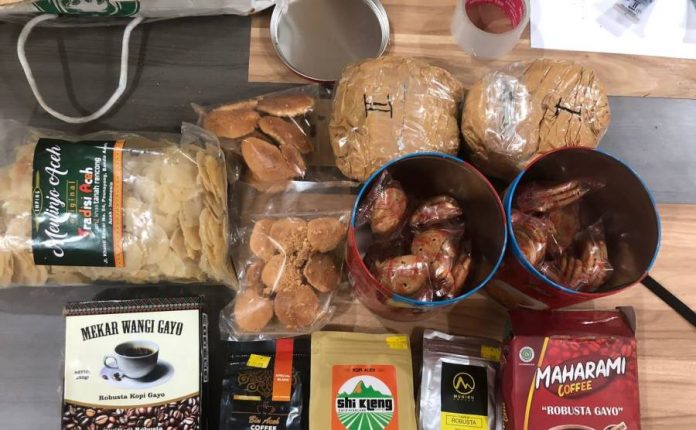 Kronologi Tim BC Batam Gagalkan Penyelundupan 765 Gram Ganja dalam Kaleng Makanan