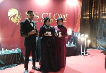 Sukses Jadi Distributor MS Glow di Kepri, Adelia Apresiasi Member Reseller Terbaik 1 Unit Mobil MS Glow Adelia Batam Mariott Harbourbay