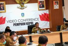Upaya Tekan Peredaran Virus Covid-19, Gubernur Ansar Serukan Serbuan Vaksinasi dan Prokes Upaya Tekan Peredaran Virus Covid-19, Gubernur Ansar Serukan Serbuan Vaksinasi dan Prokes