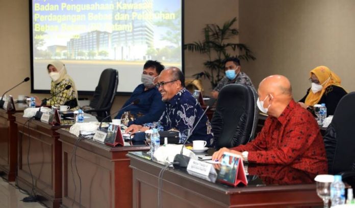 BP Batam Serahkan Laporan Keuangan Unaudited 2021 Kepada BPK RI di Jakarta BP Batam Serahkan Laporan Keuangan Unaudited 2021 Kepada BPK RI di Jakarta