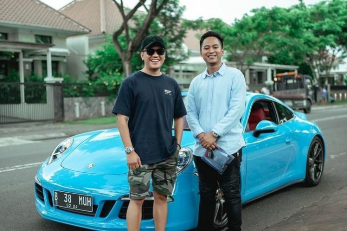 Doni Salmanan dan Arief Muhammad terkait mobil
