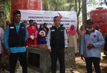 Warga Pulau Air Batam, Rasakan Kesejukan Air Bersih, Bantuan BMH Kepri