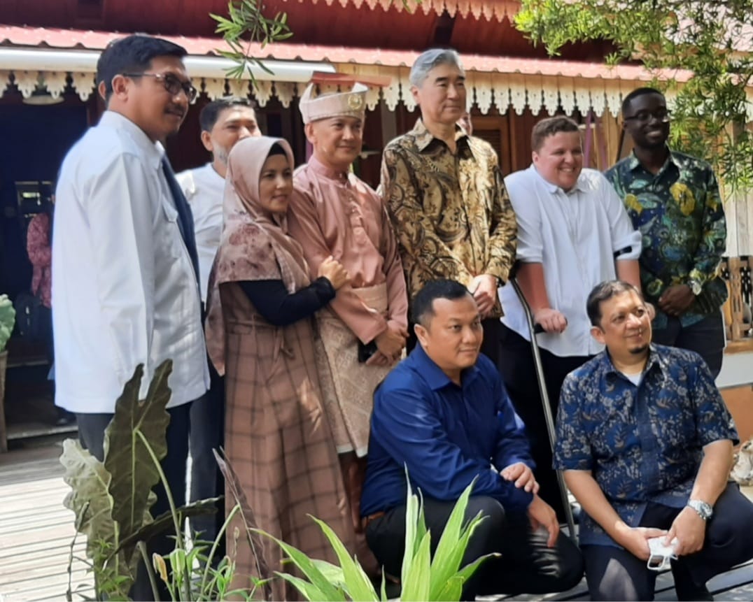 Wabub Rodhial Huda Foto bersama