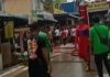 Polisi Duga Kebakaran di Sei Beduk Batam Akibat Korsleting Listrik Petugas Damkar dan warga saat berupaya memadamkan api