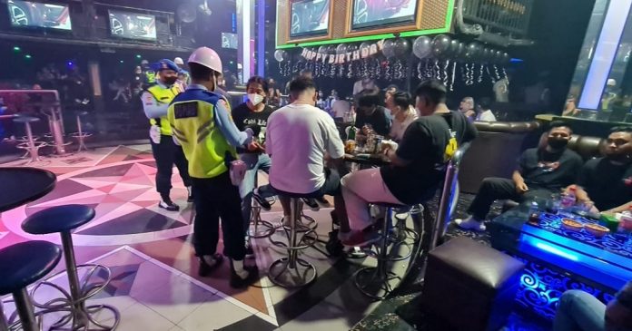 Satpomau Lanud Hang Nadim Razia Sejumlah Tempat Hiburan Malam di Batam