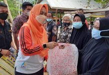 Peduli Kaum Dhuafa Jelang Puasa, Lurah Tanjunguban Utara Bagikan 165 Paket Sembako