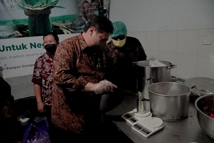 Kunjungi Pabrik Pengalengan Makanan di DIY