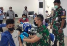 TNI AU Buka Gerai Vaksinasi di Bandara Hang Nadim hingga 1 Mei 2022 TNI AU Buka Gerai Vaksinasi di Bandara Hang Nadim