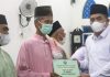 Safari Ramadhan Plt Bupati Bintan Serahkan Bantuan Hibah Pembangunan Masjid