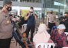Wakapolda Kepri Hadiri Vaksinasi Massal Serentak di Mall Botania 2 Batam Wakapolda Kepri Hadiri Vaksinasi Massal Serentak