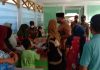 Bupati Anambas Berbagi Takjil di Pasar Tradisional Letung, Masyarakat Ucapkan Terima Kasih