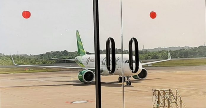 Pesawat Citilink di Apron Bandara Hang Nadim Batam