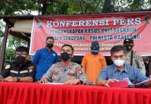 Gadai Mobil Rental senilai Rp 50 juta, Pria Paruh Baya Dibekuk Tim Polsek Sekupang Kasus Penggelapan dan Gadai Mobil di Polsek Sekupang