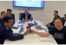 Saham Mayora Naik Tinggi, Ini Alasan Luhut Kasih Permen Kopiko ke Elon Musk Saham Mayora Naik Tinggi, Ini Alasan Luhut Kasih Permen Kopiko ke Elon