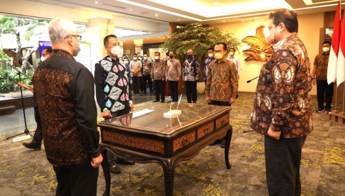 Menko Airlangga dan Wan Darusalam 1