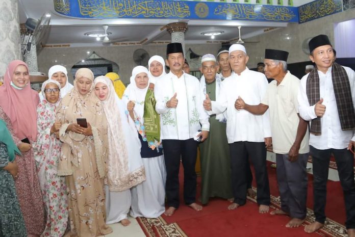 Pengurus Masjid di Batam