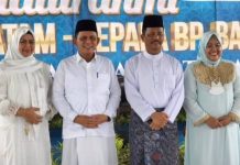 Usai Jadi Khatib Shalat Ied di Sagulung, Gubernur Ansar Ahmad Berlebaran ke Rumah Marlin dan Suryo Gubernur Ansar ke Rumah Rudi